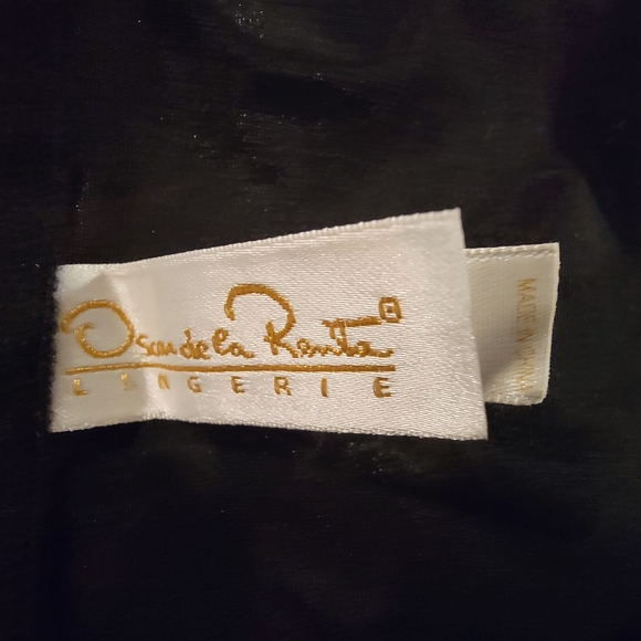 $500 OSCAR DE LA RENTA CORSET 36 C - Picture 5 of 6